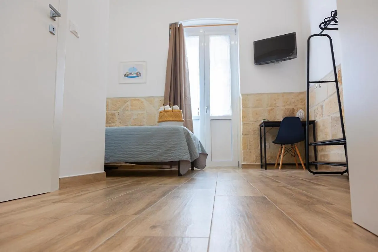 Hotel Apulian House à Brindisi Maison d'hôtes